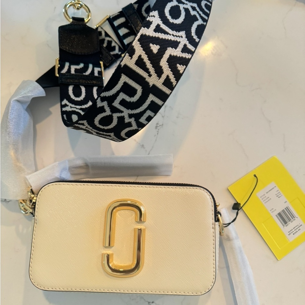 Brand new with tags - Marc Jacobs Cream Crossbody Bag with Black Strap